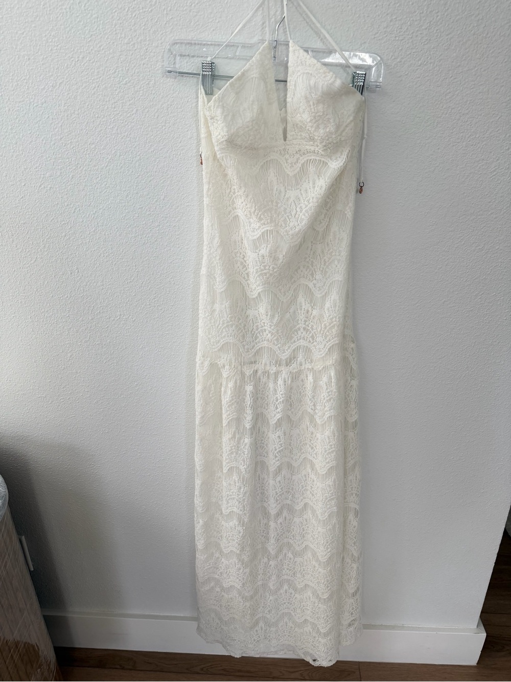 White lace maxi dress